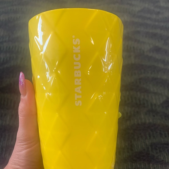 Starbucks🍍EXCLUSIVE Hawaii Collection - Pineapple ceramic tumbler - NWT … - Picture 4 of 9